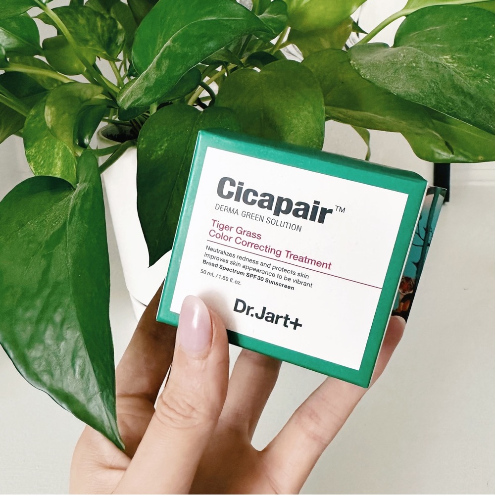 NEW - Dr. Jart+ Cicapair Tiger Grass Color Correcting Treatment SPF 30